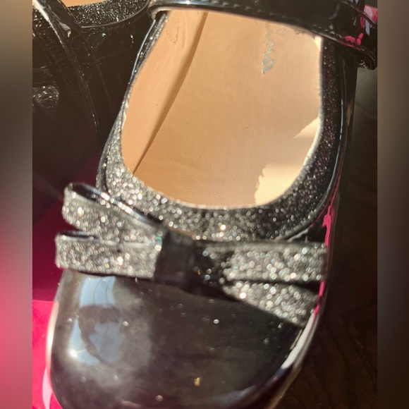 Toddler Patent Black shoes with bow detail - Picture 3 of 7